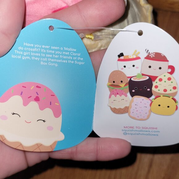 Squishmallows, Clara the Cupcake - Picture 2 of 4